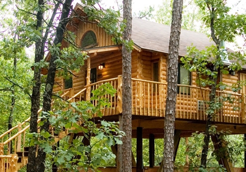 Discover the Enchanting World of Treehouse Cabins in Eureka Springs